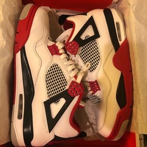 jordan 4 fire red (2020)